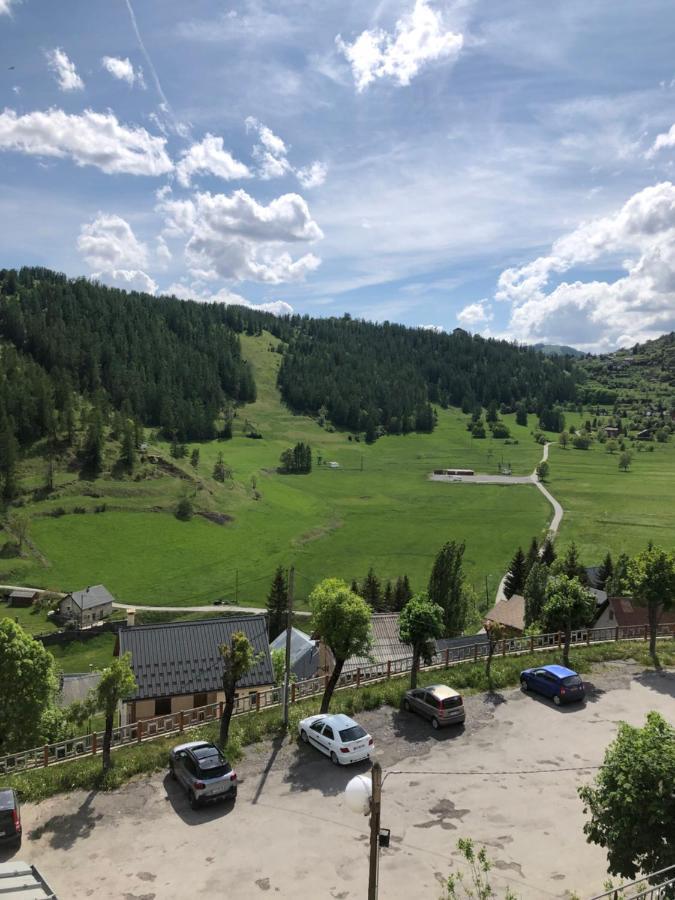 Hotel Genepi بيويل المظهر الخارجي الصورة