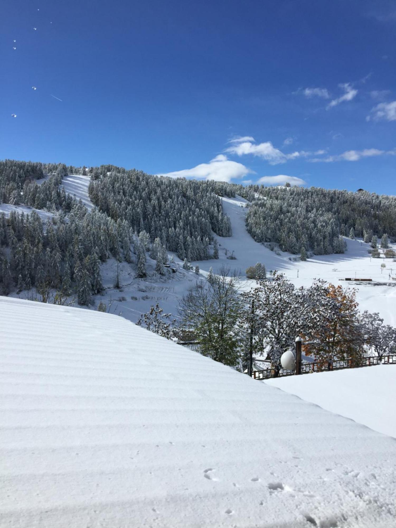 Hotel Genepi بيويل الغرفة الصورة